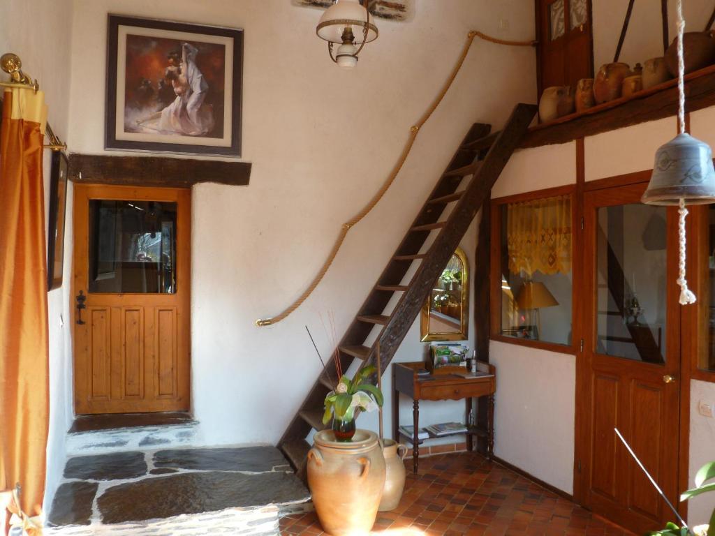 Chambre D'Hotes Saint Jacob Relais De Chasse Du XVIII Siecle Les Fougerêts Екстериор снимка